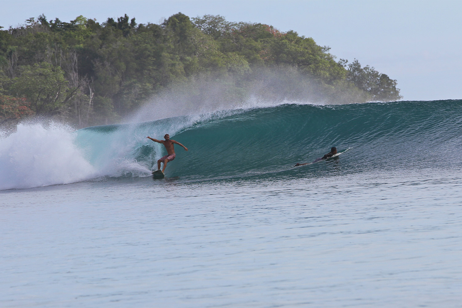 pulse-surf-charters-inside-plenty-lefts-01
